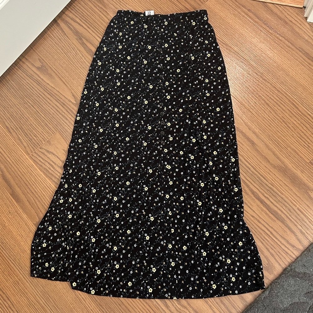 Vintage Briggs New York floral patterned maxi skirt